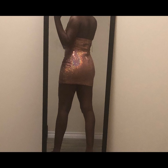 Beautiful strapless sequin dress - Picture 5 of 5